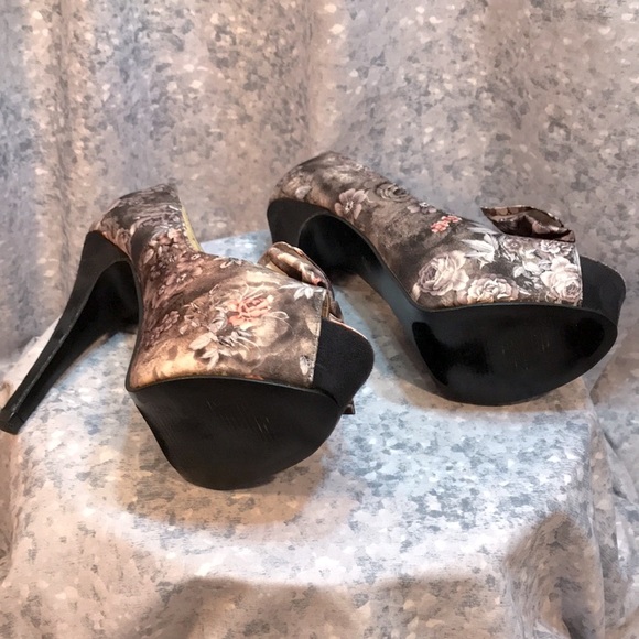 ANNA Shoes Floral Platform 5” Heels Size 8.5 medium - Picture 5 of 5